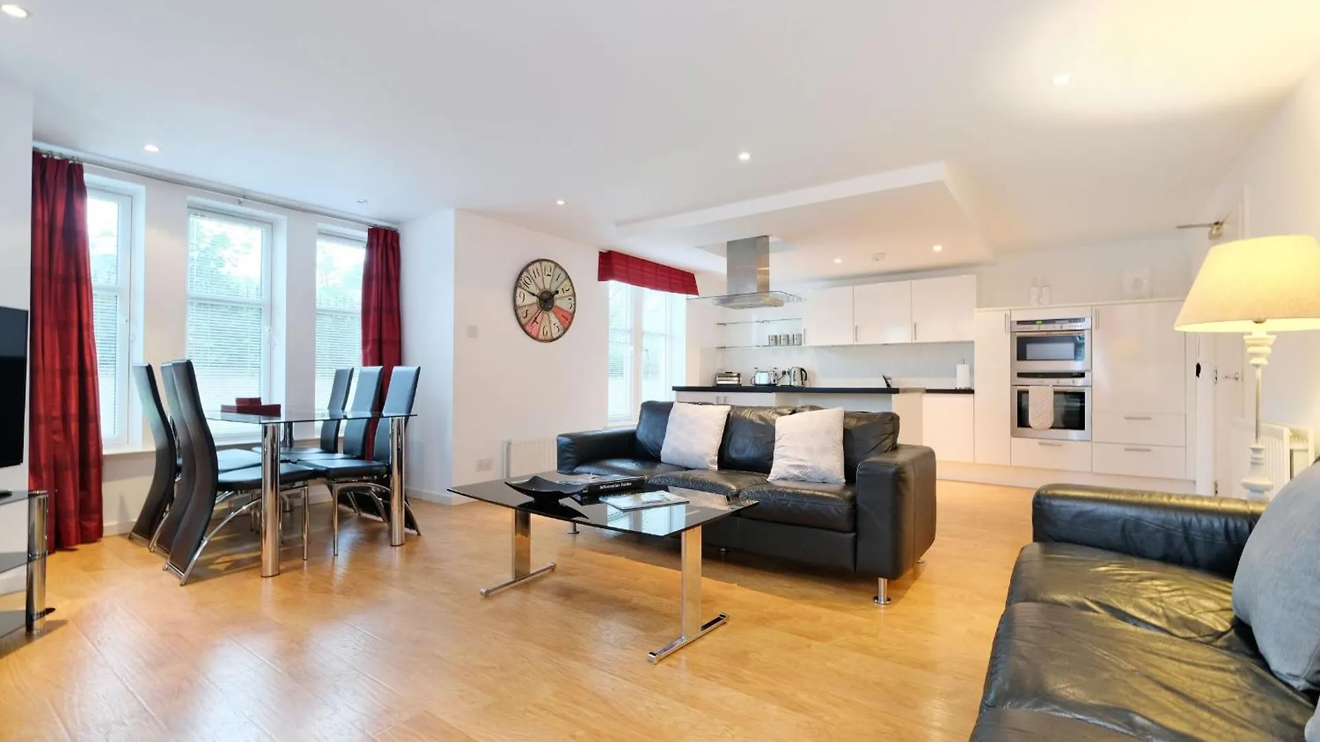 Contemporary Apartment Close To Aberdeen City Centre