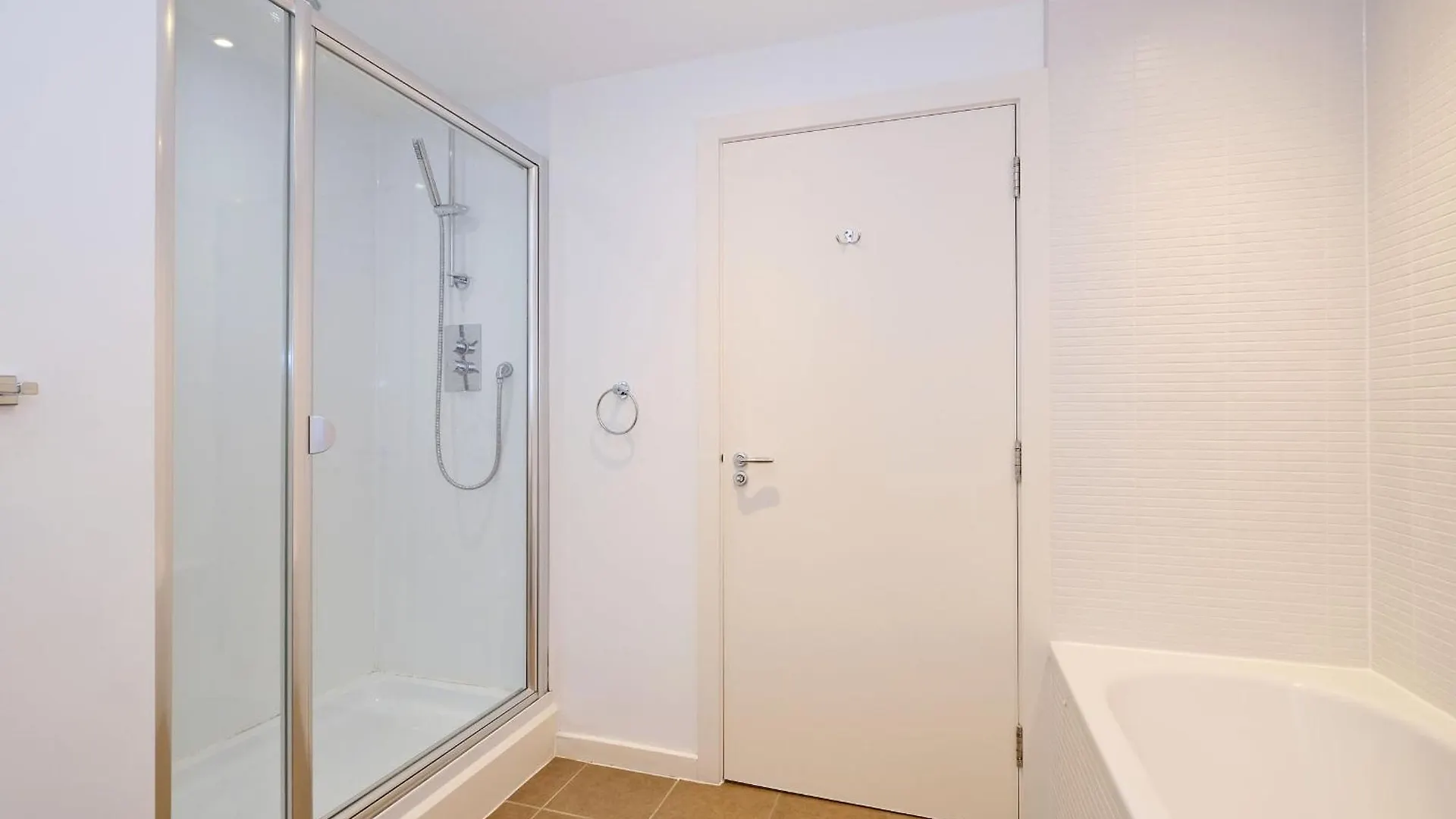 Contemporary Apartment Close To Aberdeen City Centre
