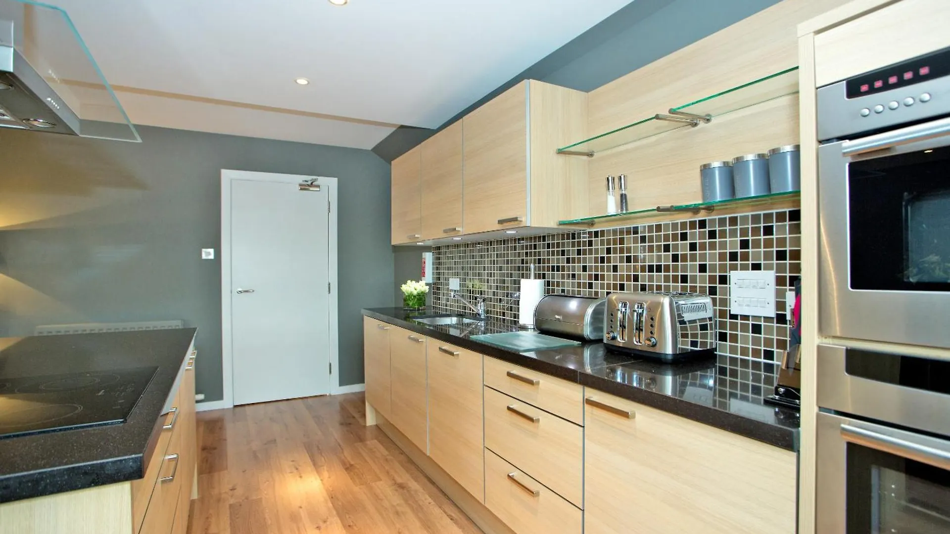 Contemporary Apartment Close To Aberdeen City Centre