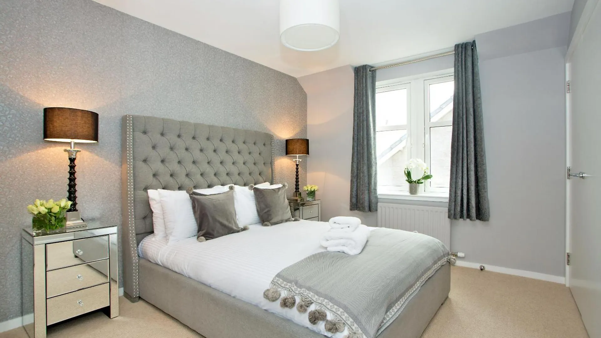 Contemporary Apartment Close To Aberdeen City Centre